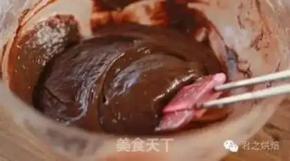 Make Chocolate naked cake step 2