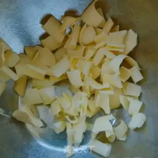 Make Halloween witch finger crackers step 0