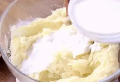 Make Cheese shrimp with potatoes step 7