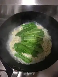 Make Fresh beef noodles step 4
