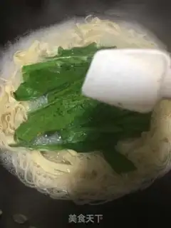 Make Fresh beef noodles step 5