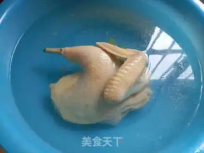 Make White chicken with sauce step 4