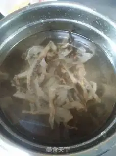 Make Dry the chicken step 1