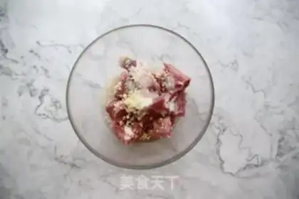 Make Garlic gold sandbones step 1