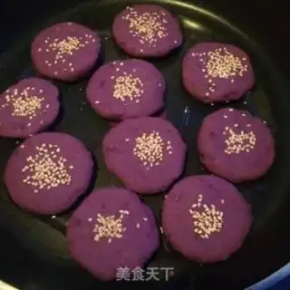 Make Sesame potato cheesecake step 6