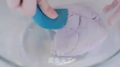 Make Powderballs step 2
