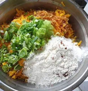 Make Pumpkin onions step 2