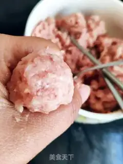 Make Homemade fishball soup step 7