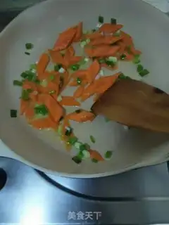Make The ham sausages are fried with Dutch beans step 3