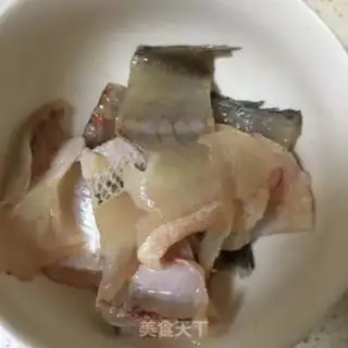 Make Frozen fish bone soup step 5