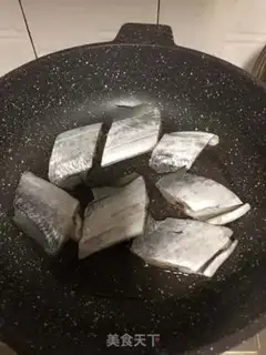 Make Jell-O fish step 0