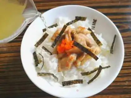 Make Chicken tea and rice step 6
