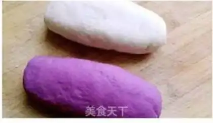 Make Flower buns step 3