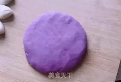Make Flower buns step 8