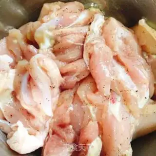 Make Chicken with garlic sauce step 2