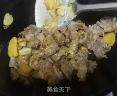 Make Spicy beef noodles step 5