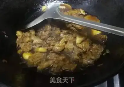 Make Spicy beef noodles step 6