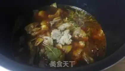 Make Spicy beef noodles step 8