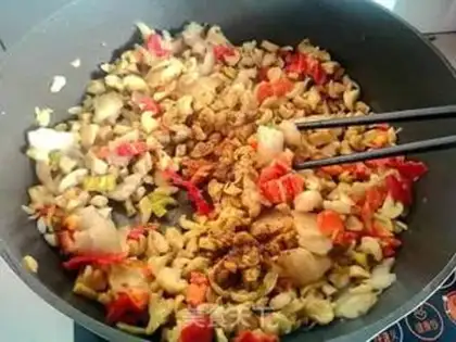 Make radish and fried meat step 6