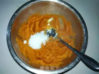 Make Pumpkin cheesies step 2