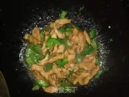 Make Five flowers covered in noodles step 5