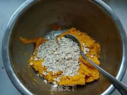 Make Pumpkin cheesies step 5