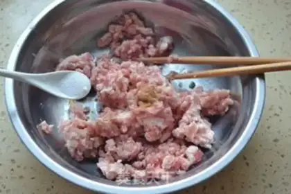 Make The sour soup and the sour loaf step 4