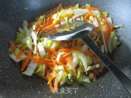 Make Scrambled carrots and dolls step 4