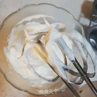 Make Spider butter twirl cake step 7