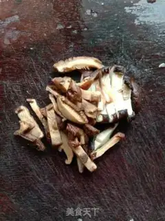 Make Skinny mushrooms, soybean skin step 1
