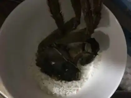 Make Noodles tow crabs step 1