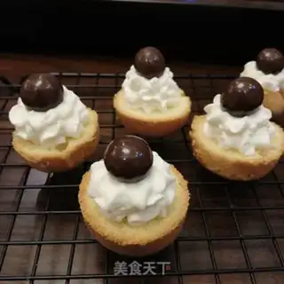 Make Spider butter twirl cake step 19