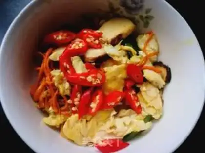 Make Puffy egg fried rice step 1