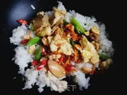 Make Puffy egg fried rice step 4
