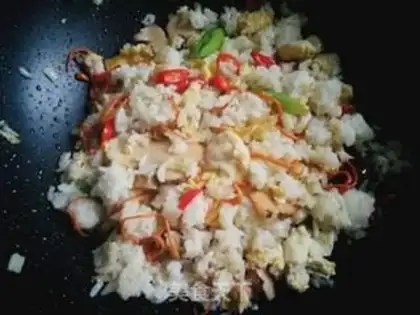 Make Puffy egg fried rice step 6