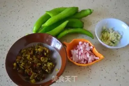 Make Dry chili sauce step 0