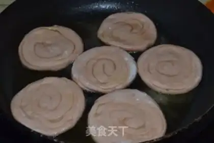 Make Rose-crazy, salted pancakes step 10