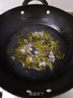 Make Sour sauce and salami step 3