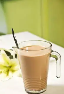 Make Suffering cocoa caramel milk tea step 3