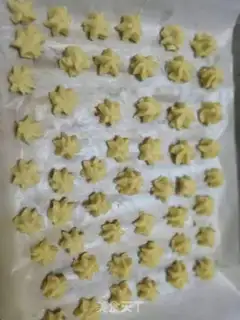 Make Apricot crackers step 7