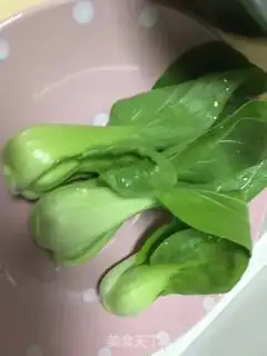 Make Shrimp hot noodles step 1