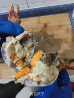 Make Delicious crabs step 1