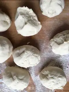 Make Dried horse teeth and meat buns step 8