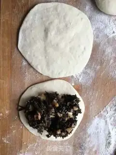 Make Dried horse teeth and meat buns step 9