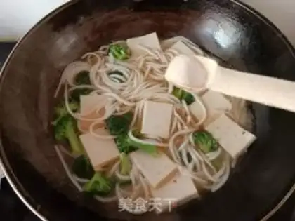 Make Puffed rice with broccoli step 11