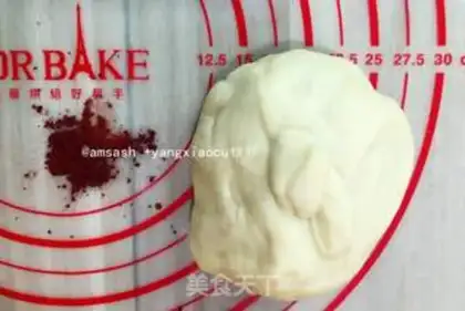 Make Christmas Ring bread step 4