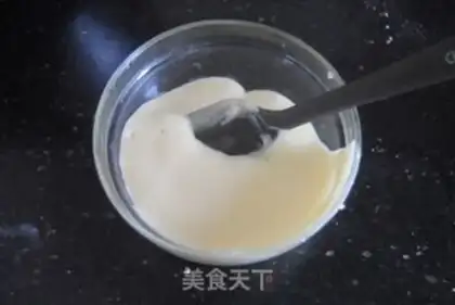Make Ghost lollipop cake step 4