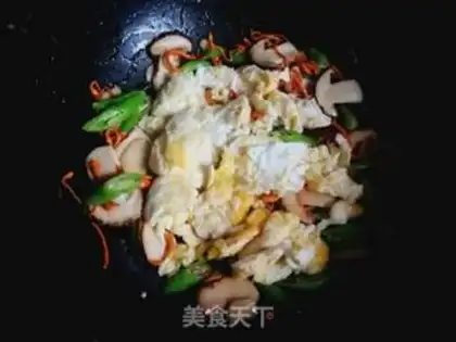 Make Fry eggs step 8
