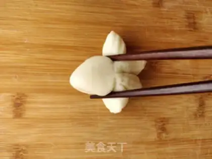 Make Kiss the fish and hand bread step 13