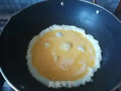 Make Tomato fried eggs step 3